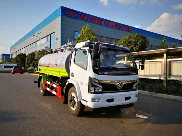 東風(fēng)福瑞卡吸糞車(chē)9方