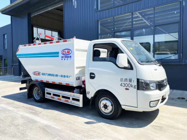 比亞迪純電動后掛桶垃圾車